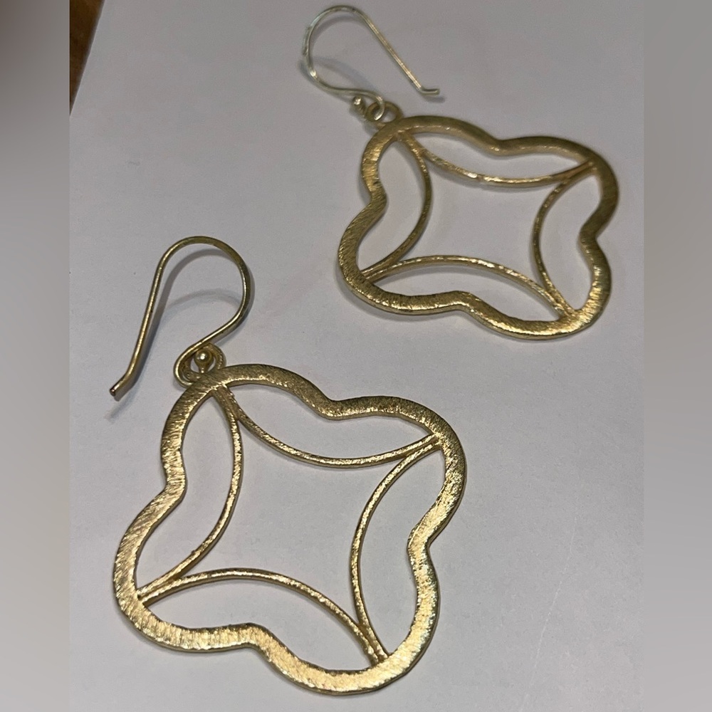 2” geo/cloud drop earrings